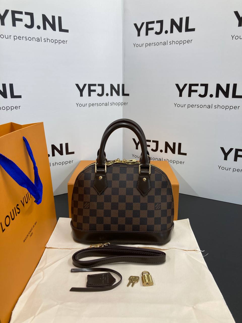 Louis Vuitton Alma
