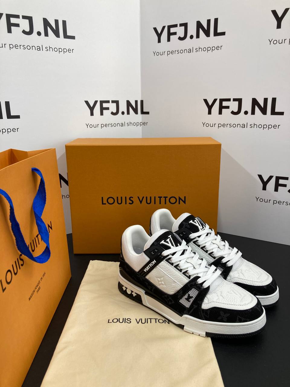 Louis Vuitton Trainer Zwart