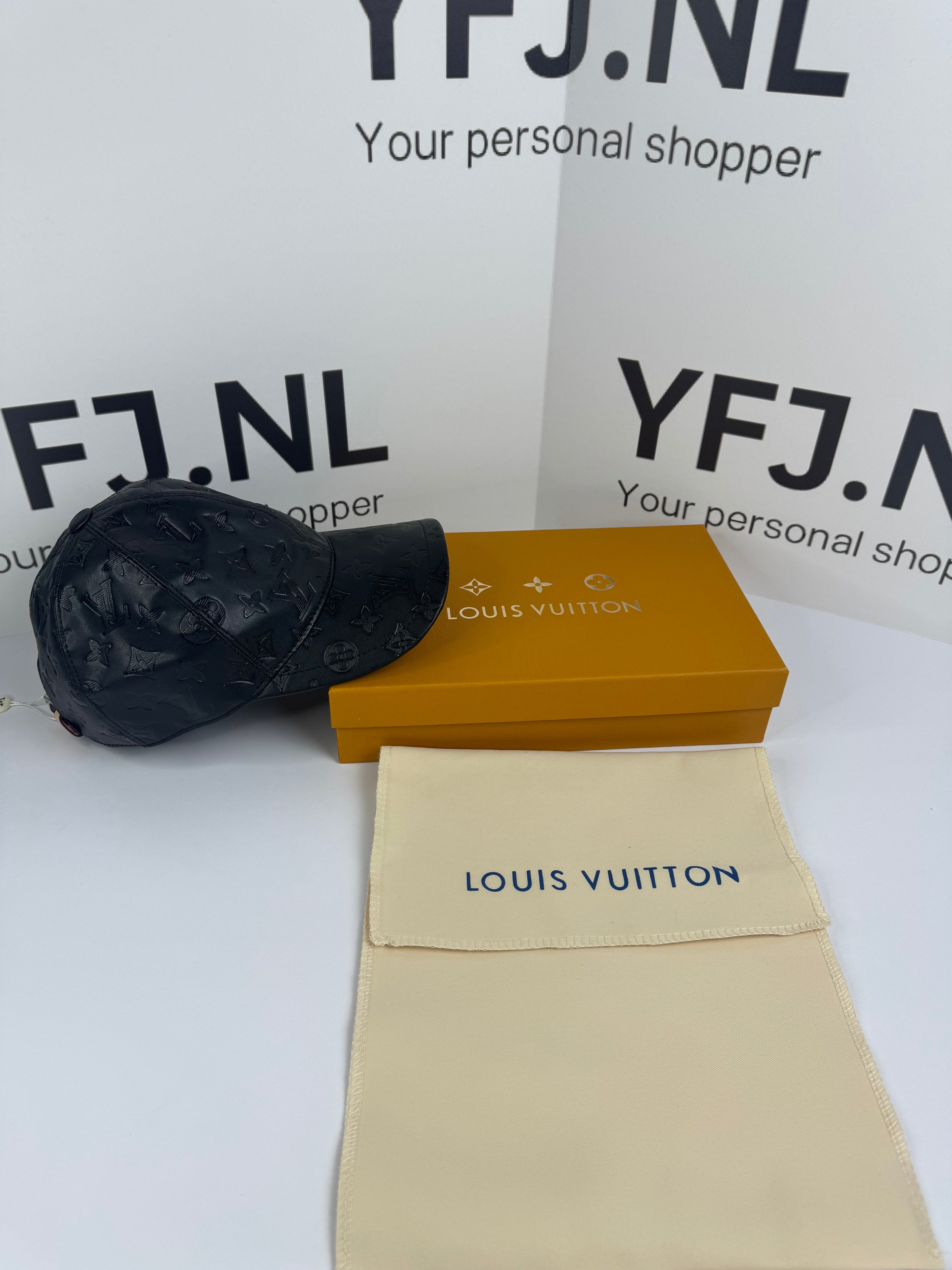 Louis Vuitton Pet