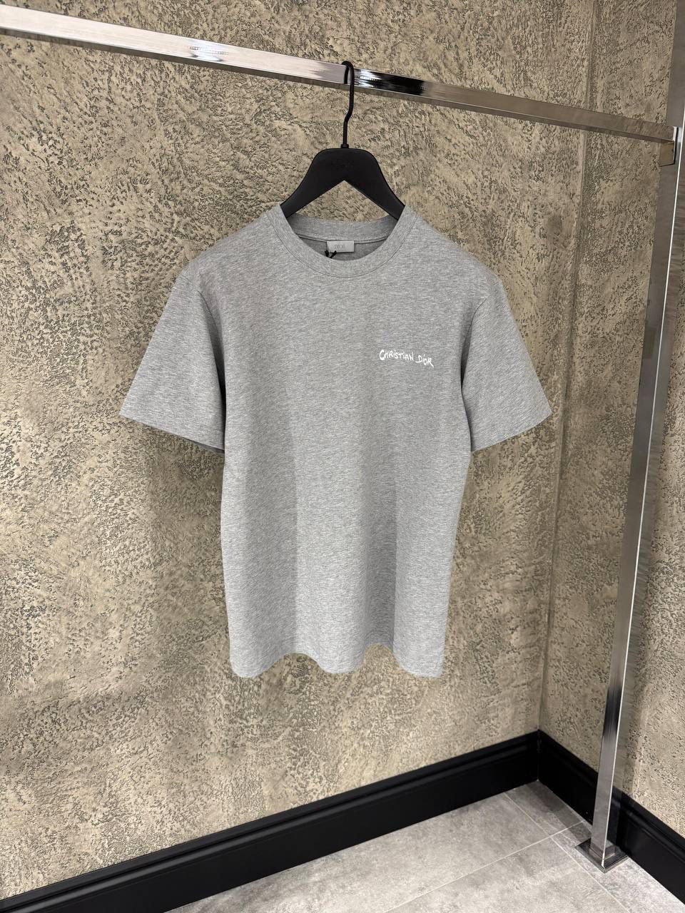 Dior T-shirt
